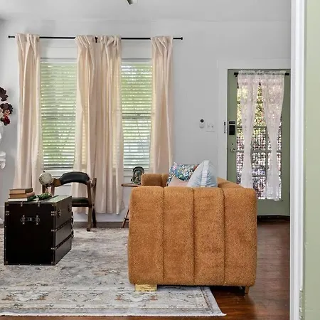 Central Apt Near Dt, Pearl, Breckenridge Park